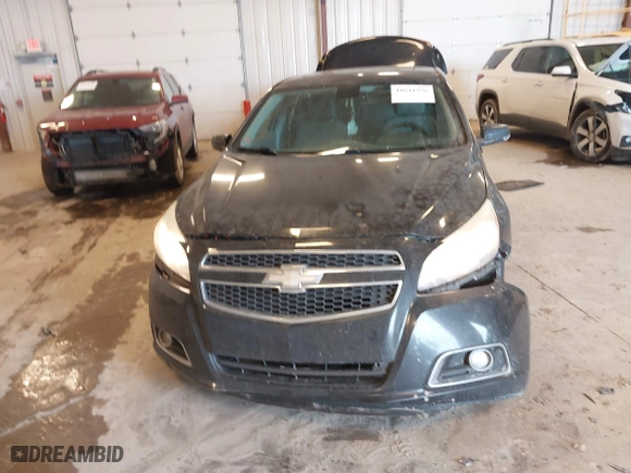 2013 Chevrolet Malibu LT with VIN 1G11E5SA6DU127917, listed as a IAAI auction lot 41641936 with 186,317 mi miles. Bid and sale history available at carsss.com. Image 6.