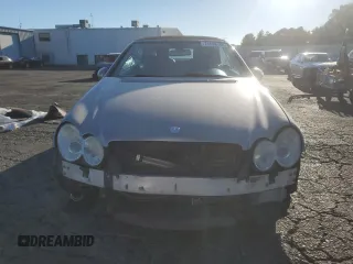 2005 Mercedes-Benz CLK 500 with VIN WDBTK75J05F137914, listed as a Copart auction lot 75536144 with 180,876 mi miles and Clean Title. Bid and sale history available at DreamBid. Image 5.