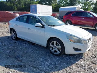 2013 Volvo S60 T5 Premier with VIN YV1612FS1D2202815, listed as a IAAI auction lot 42413576 with 169,889 mi miles and . Bid and sale history available at DreamBid. Image 1.