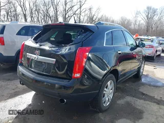 2011 Cadillac SRX Luxury Collection z VIN 3GYFNDEY9BS611653, wystawiony jako IAAI lot #41811912 z przebiegiem 144 689 mil mil oraz . Historia ofert i sprzedaży dostępna na DreamBid. Obrazek 4.