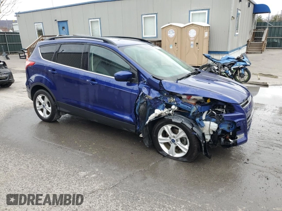 2015 Ford Escape SE with VIN 1FMCU0GX5FUC58323, listed as a Copart auction lot 53029045 with 67,300 mi miles and Salvage Title. Bid and sale history available at carsss.com. Image 4.