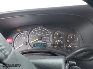 2001 GMC Sierra 1500 with VIN 2GTEK19V211281776, listed as a IAAI auction lot 41427050 with 304,493 mi miles. Bid and sale history available at carsss.com. Image 7.