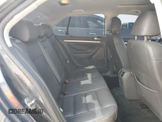 2008 Volkswagen Jetta SE with VIN 3VWRZ71K48M191675, listed as a Copart auction lot 47359465 with 185,741 mi miles and Salvage title. Bid and sale history available at DreamBid. Image 10.