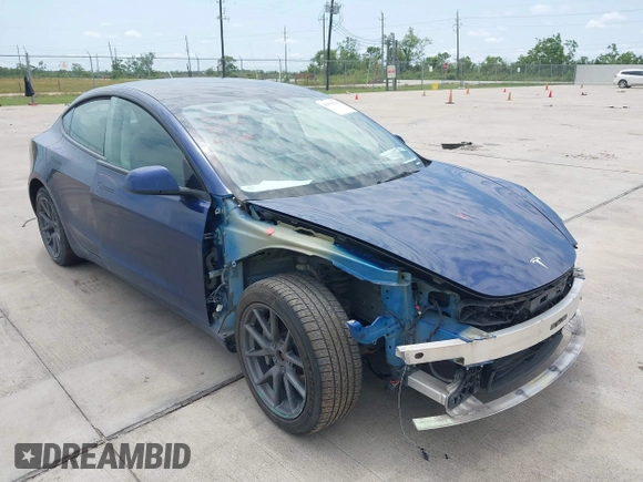2022 Tesla Model 3 Long Range z VIN 5YJ3E1EB2NF246443, wystawiony jako IAAI lot #42179219 z przebiegiem Nie podano mil oraz . Historia ofert i sprzedaży dostępna na DreamBid. Obrazek 1.