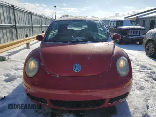 2008 Volkswagen Beetle SE with VIN 3VWRF31Y28M416018, listed as a Copart auction lot 88209925 with 90,529 mi miles and Salvage title. Bid and sale history available at DreamBid. Image 5.