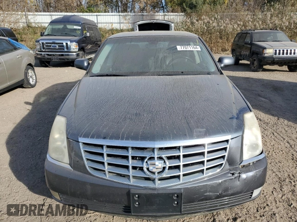 2009 Cadillac DTS 1SC z VIN 1G6KD57Y39U129722, wystawiony jako Copart lot #77071164 z przebiegiem 133 769 mil mil oraz Czysty tytuł • Clean title. Historia ofert i sprzedaży dostępna na DreamBid. Obrazek 5.