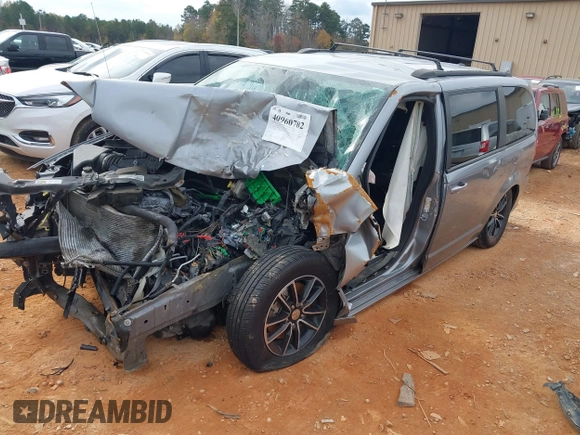 2019 Dodge Grand Caravan SE with VIN 2C4RDGBG3KR639447, listed as a IAAI auction lot 40960702 with Not Provided miles and . Bid and sale history available at DreamBid. Image 2.