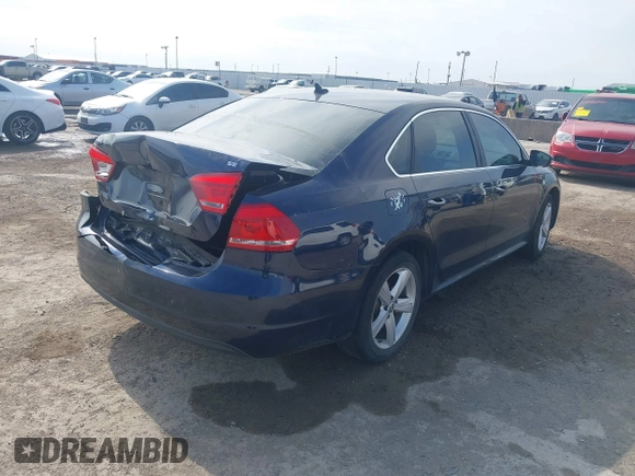 2012 Volkswagen Passat SE with VIN 1VWBH7A3XCC083374, listed as a IAAI auction lot 41585778 with 187,362 mi miles. Bid and sale history available at carsss.com. Image 4.
