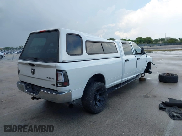 2012 Ram 2500 ST с VIN 3C6UD5HL7CG108382, выставлен на аукционе IAAI как лот 39459188 с пробегом 181 499 миль миль и . История ставок и продаж доступна на DreamBid. Изображение 4.