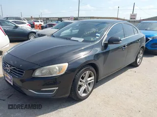 2015 Volvo S60 T5 Drive-E Premier with VIN YV126MFK6F1340578, listed as a IAAI auction lot 42047911 with 111,762 mi miles. Bid and sale history available at carsss.com. Image 2.