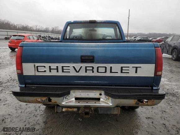 1992 Chevrolet C/K 1500 with VIN 1GCEK14K3NZ112621, listed as a Copart auction lot 44625615 with 334,773 mi miles and Salvage Title. Bid and sale history available at carsss.com. Image 6.