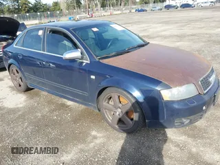 2005 Audi S4 z VIN WAUPL68E55A051081, wystawiony jako IAAI lot #41682380 z przebiegiem 164 453 mil mil oraz . Historia ofert i sprzedaży dostępna na DreamBid. Obrazek 1.