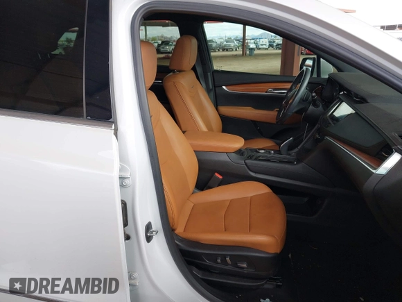 2021 Cadillac XT5 FWD Premium Luxury with VIN 1GYKNCRS5MZ224957, listed as a IAAI auction lot 41794648 with 28,540 mi miles and . Bid and sale history available at carsss.com. Image 5.