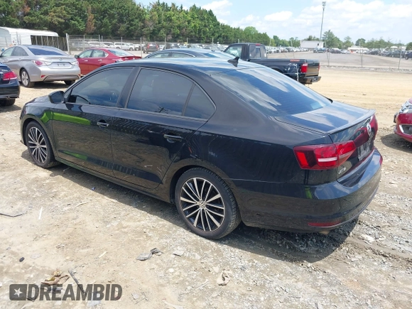 2016 Volkswagen Jetta Sport z VIN 3VWD17AJ2GM232702, wystawiony jako IAAI lot #42399962 z przebiegiem 175 038 mil mil oraz . Historia ofert i sprzedaży dostępna na DreamBid. Obrazek 3.