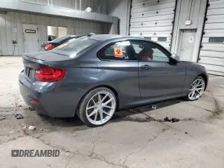 2015 BMW 2 Series M235i xDrive with VIN WBA1J9C59FV371292, listed as a Copart auction lot 85387204 with 0 mi miles and Clean Title. Bid and sale history available at carsss.com. Image 3.