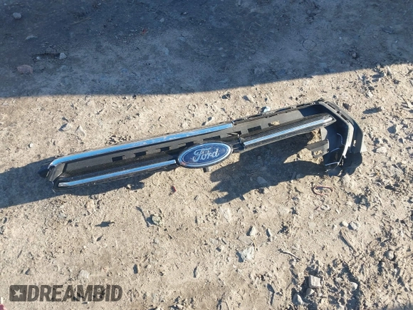 2019 Ford Escape SE z VIN 1FMCU0GD4KUA91551, wystawiony jako IAAI lot #41590151 z przebiegiem Nie podano mil oraz . Historia ofert i sprzedaży dostępna na DreamBid. Obrazek 12.