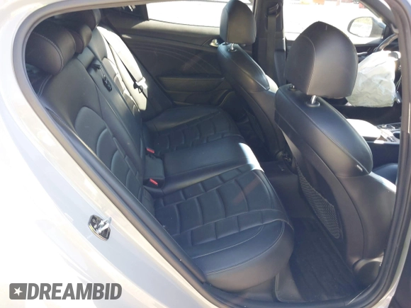 2022 Kia Stinger GT2 with VIN KNAE55LC8N6105316, listed as a IAAI auction lot 40491088 with 54,503 mi miles and . Bid and sale history available at DreamBid. Image 8.