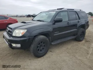 2005 Toyota 4Runner SR5 with VIN JTEZU14R058039492, listed as a Copart auction lot 53201305 with 226,433 mi miles and Salvage Title. Bid and sale history available at carsss.com. Image 1.