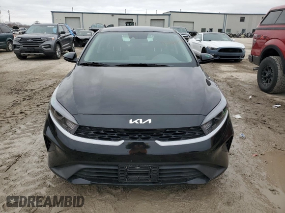 2024 Kia Forte LXS with VIN 3KPF24AD2RE733071, listed as a Copart auction lot 42955135 with 12,134 mi miles and Salvage Title. Bid and sale history available at carsss.com. Image 5.