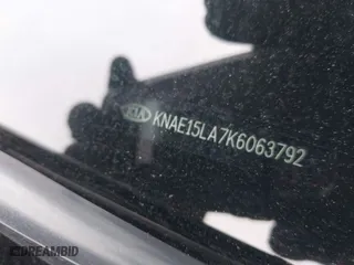 2019 Kia Stinger with VIN KNAE15LA7K6063792, listed as a IAAI auction lot 41490932 with 19,806 mi miles. Bid and sale history available at carsss.com. Image 9.