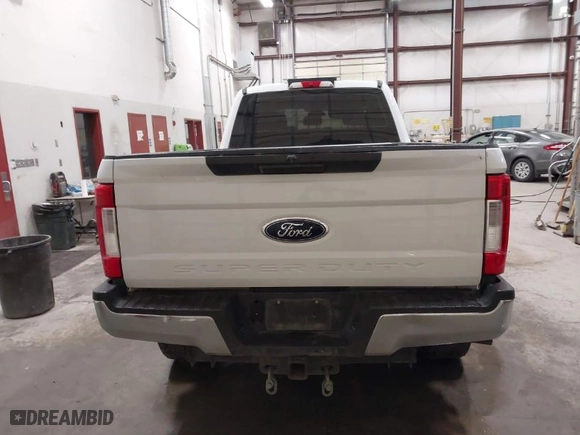 2019 Ford Super Duty F-250 SRW XL with VIN 1FT7W2BTXKEC83691, listed as a IAAI auction lot 41974771 with 139,673 mi miles. Bid and sale history available at carsss.com. Image 16.