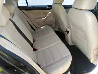 2011 Volkswagen Jetta SportWagen TDI with VIN 3VWPL7AJ4BM661050, listed as a IAAI auction lot 41859425 with 102,773 mi miles. Bid and sale history available at carsss.com. Image 8.