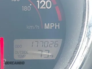 2004 Toyota Matrix Std with VIN 2T1LR32E94C300810, listed as a IAAI auction lot 42072785 with 177,026 mi miles. Bid and sale history available at carsss.com. Image 7.