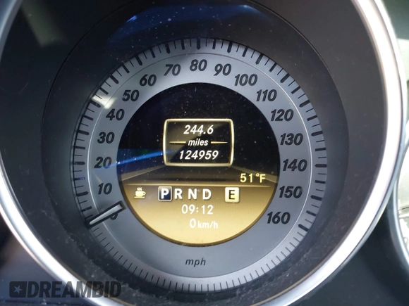 2012 Mercedes-Benz C-Class C 250 Sport with VIN WDDGF4HB2CA636370, listed as a IAAI auction lot 41947361 with 124,959 mi miles. Bid and sale history available at carsss.com. Image 7.