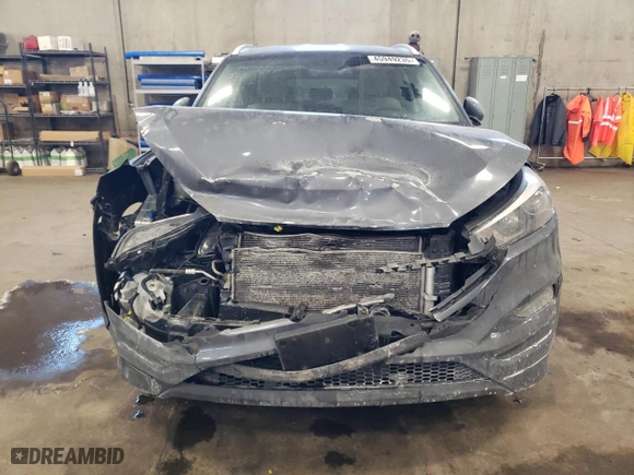 2017 Hyundai Tucson SE with VIN KM8J3CA47HU261964, listed as a Copart auction lot 45949235 with 94,845 mi miles and Salvage Title. Bid and sale history available at carsss.com. Image 5.