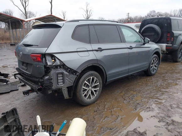 2021 Volkswagen Tiguan S with VIN 3VV0B7AX3MM026708, listed as a IAAI auction lot 41527399 with 80,061 mi miles and . Bid and sale history available at DreamBid. Image 4.