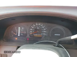 1998 Nissan Frontier XE z VIN 1N6DD26S3WC318614, wystawiony jako IAAI lot #41965202 z przebiegiem 107 786 mil mil oraz . Historia ofert i sprzedaży dostępna na DreamBid. Obrazek 7.