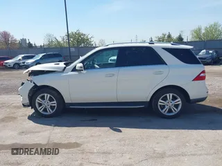 2013 Mercedes-Benz M 350 with VIN 4JGDA2EB0DA201610, listed as a IAAI auction lot 42123259 with 188,416 mi miles and . Bid and sale history available at carsss.com. Image 14.