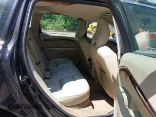 2010 Volvo V70 z VIN YV1982BW6A1140038, wystawiony jako IAAI lot #42305371 z przebiegiem 244 544 mil mil oraz . Historia ofert i sprzedaży dostępna na DreamBid. Obrazek 8.