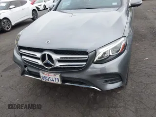 2018 Mercedes-Benz GLC 300 z VIN WDC0G4JB5JV045226, wystawiony jako IAAI lot #42420616 z przebiegiem 75 577 mil mil oraz . Historia ofert i sprzedaży dostępna na DreamBid. Obrazek 13.