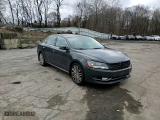 2015 Volkswagen Passat 1.8T Sport with VIN 1VWBT7A3XFC073110, listed as a Copart auction lot 41399305 with 123,086 mi miles and Salvage Title. Bid and sale history available at carsss.com. Image 10.