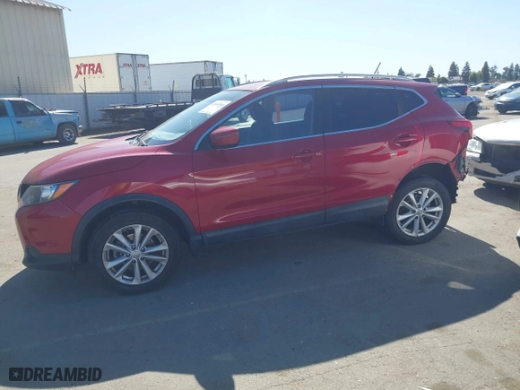 2018 Nissan Rogue Sport SV with VIN JN1BJ1CP9JW164787, listed as a IAAI auction lot 41988580 with 167,001 mi miles. Bid and sale history available at carsss.com. Image 15.