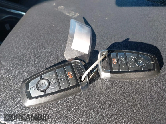 2024 Ford Expedition XLT с VIN 1FMJU1J89REA34338, выставлен на аукционе IAAI как лот 42217647 с пробегом 46 609 миль миль и . История ставок и продаж доступна на DreamBid. Изображение 11.