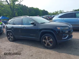 2019 Jeep Cherokee Limited with VIN 1C4PJMDX5KD200135, listed as a IAAI auction lot 42346562 with 94,677 mi miles and . Bid and sale history available at DreamBid. Image 12.