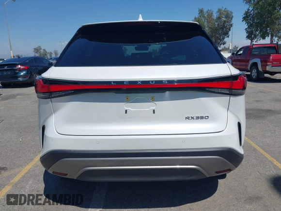 2024 Lexus RX 350 z VIN 2T2BAMBAXRC042872, wystawiony jako IAAI lot #42151226 z przebiegiem 8 141 mil mil oraz . Historia ofert i sprzedaży dostępna na DreamBid. Obrazek 16.