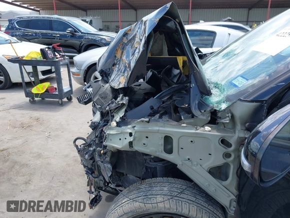 2018 Mitsubishi Outlander SE with VIN JA4AD3A35JZ067008, listed as a IAAI auction lot 42225954 with 102,951 mi miles and . Bid and sale history available at DreamBid. Image 6.