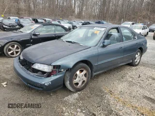 1996 Honda Accord EX with VIN 1HGCD5655TA028555, listed as a Copart auction lot 46263005 with 186,377 mi miles and Salvage Title. Bid and sale history available at DreamBid. Image 1.