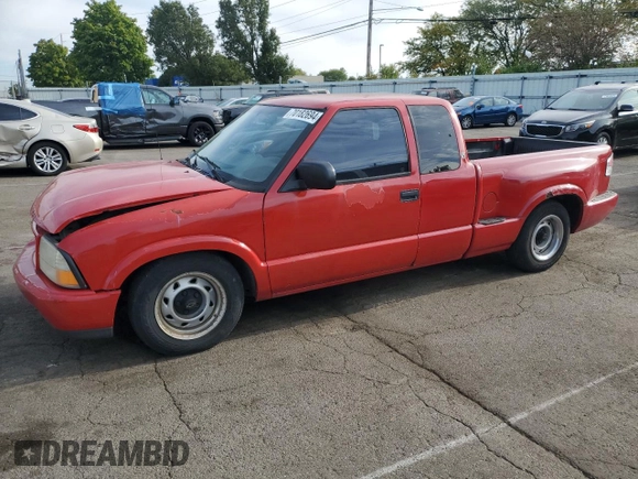 2000 GMC Sonoma SLS z VIN 1GTCS19W1Y8114591, wystawiony jako Copart lot #70182694 z przebiegiem 182 093 mil mil oraz Szkody całkowita. Historia ofert i sprzedaży dostępna na DreamBid. Obrazek 1.