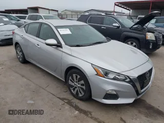 2020 Nissan Altima 2.5 S with VIN 1N4BL4BV3LN317607, listed as a IAAI auction lot 41593567 with 65,893 mi miles. Bid and sale history available at carsss.com. Image 1.