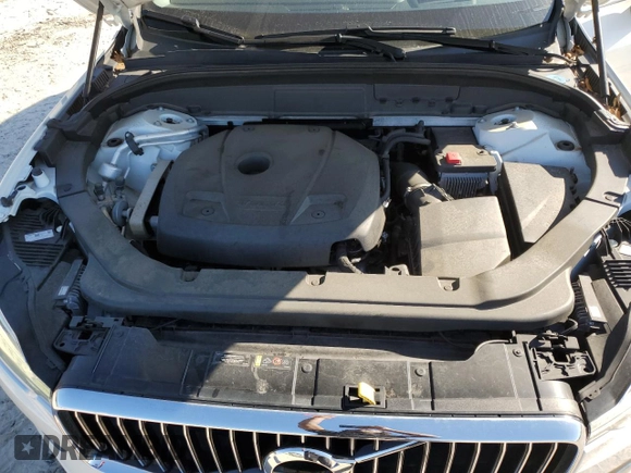2020 Volvo XC60 Inscription with VIN YV4102RL4L1512319, listed as a Copart auction lot 48719605 with 37,302 mi miles and Salvage title. Bid and sale history available at DreamBid. Image 12.