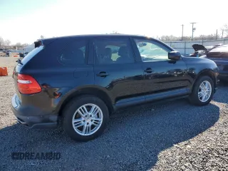 2010 Porsche Cayenne z VIN WP1AA2AP2ALA12030, wystawiony jako Copart lot #48669465 z przebiegiem 117 968 mil mil oraz Tytuł czysty. Historia ofert i sprzedaży dostępna na DreamBid. Obrazek 3.