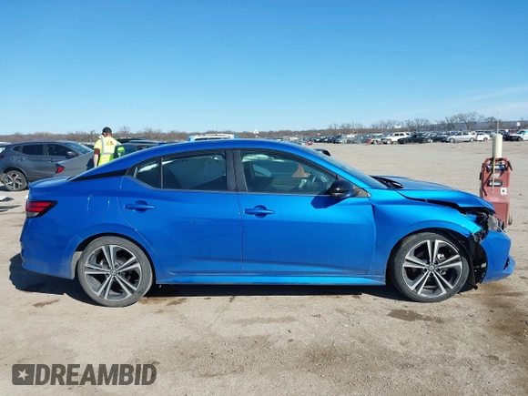 2020 Nissan Sentra SR with VIN 3N1AB8DVXLY313492, listed as a IAAI auction lot 41682275 with 33,024 mi miles and . Bid and sale history available at DreamBid. Image 13.