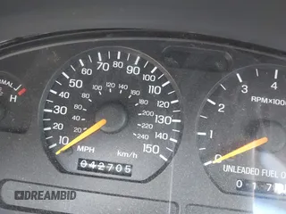 1996 Ford Mustang GT z VIN 1FALP42X6TF193224, wystawiony jako IAAI lot #42066891 z przebiegiem 42 705 mil mil oraz . Historia ofert i sprzedaży dostępna na DreamBid. Obrazek 16.