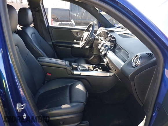2021 Mercedes-Benz GLB 250 с VIN W1N4M4GBXMW114328, выставлен на аукционе IAAI как лот 41087371 с пробегом 69 195 миль миль и . История ставок и продаж доступна на DreamBid. Изображение 5.