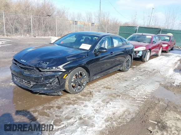 2024 Kia K5 GT-Line z VIN 5XXG64J28RG255382, wystawiony jako IAAI lot #41516382 z przebiegiem 12 330 mil mil oraz . Historia ofert i sprzedaży dostępna na DreamBid. Obrazek 2.