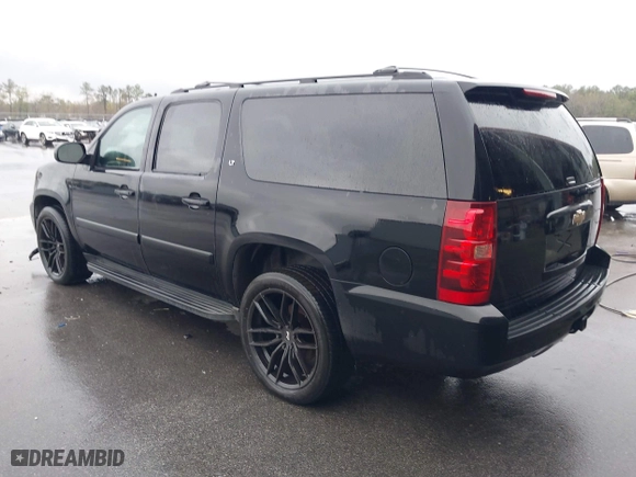 2007 Chevrolet Suburban LTZ with VIN 3GNFC16077G117408, listed as a IAAI auction lot 41834363 with 187,857 mi miles. Bid and sale history available at carsss.com. Image 3.